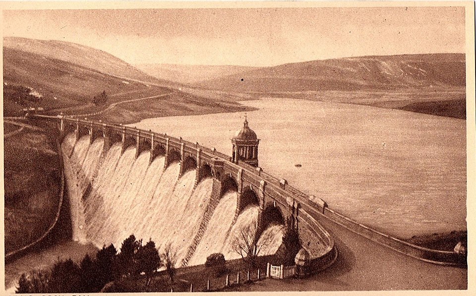 Postcard of Craig Coch Dam