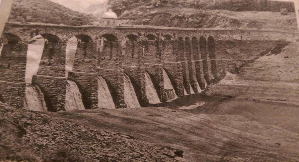 Garreg Ddu Dam 1975